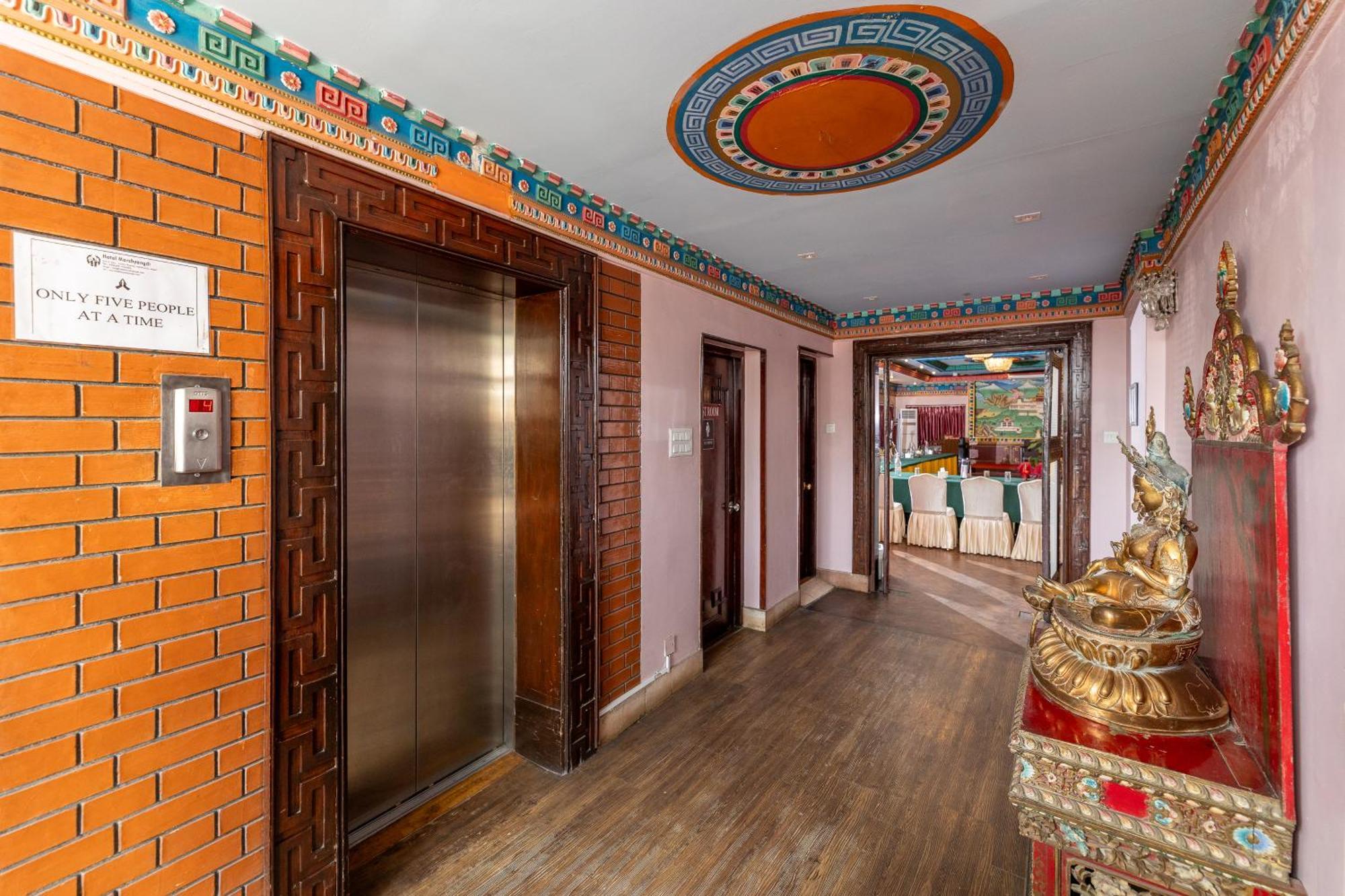 Hotel Marshyangdi Kathmandu Ngoại thất bức ảnh